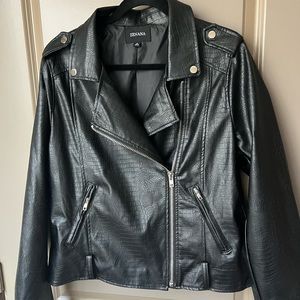Selling this never warn leather jacket! Got it for 130 at a southern boutique